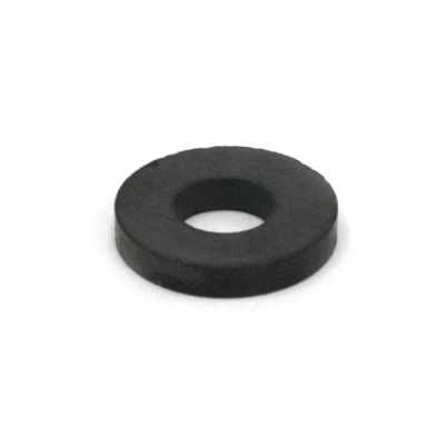 Eisco Ceramic Ring Magnet, 0.66" (18mm) OD, 0.27" (8mm) ID, 3mm Thickness - Labs CMRG18