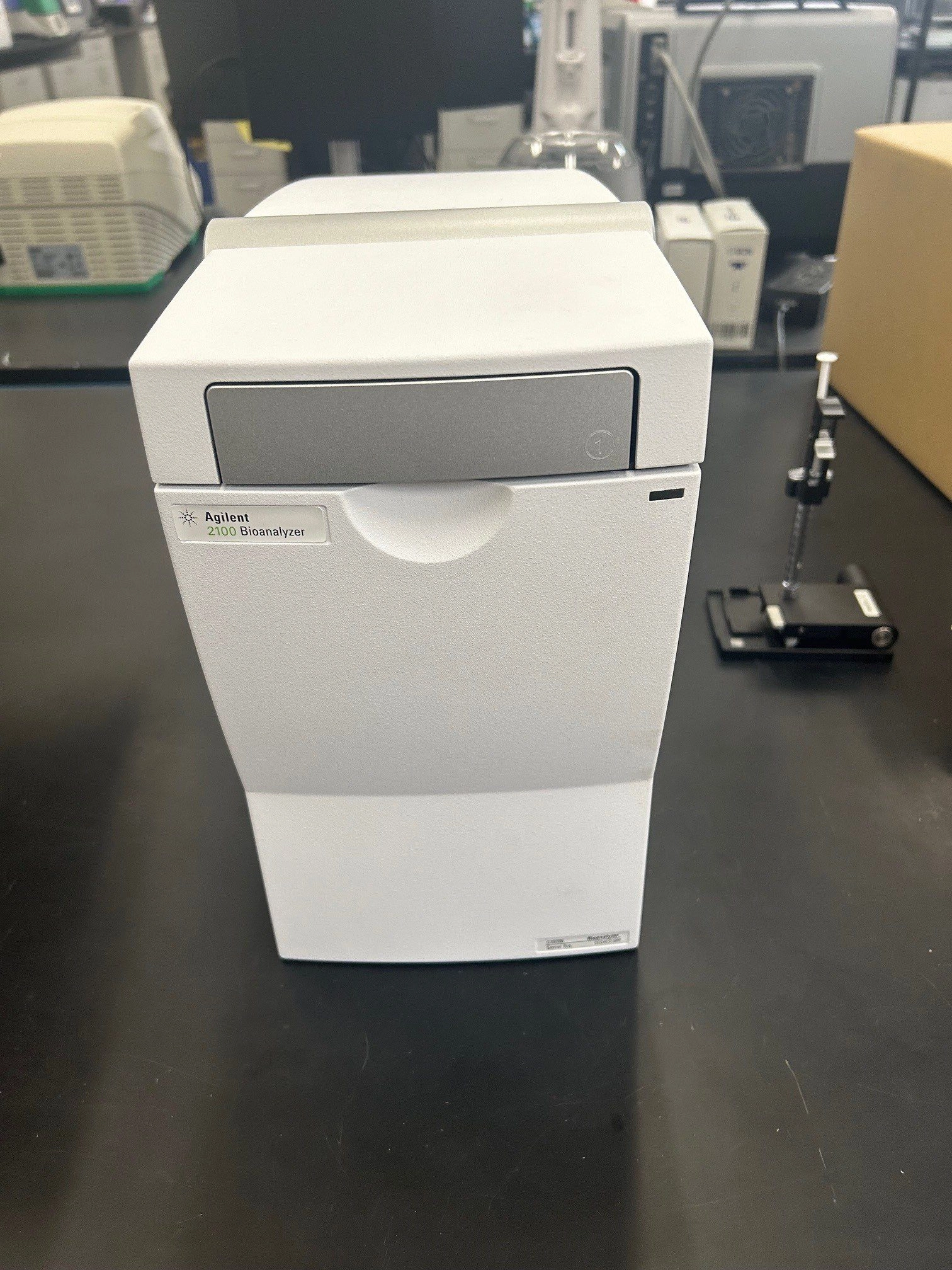 Agilent 2100 BioAnalyzer