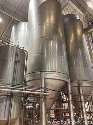 Lot 235 Listing# 876055 118745 Liter Rolec Fermentation And Storage Vessel 1015 bbl and 1187.5 hl