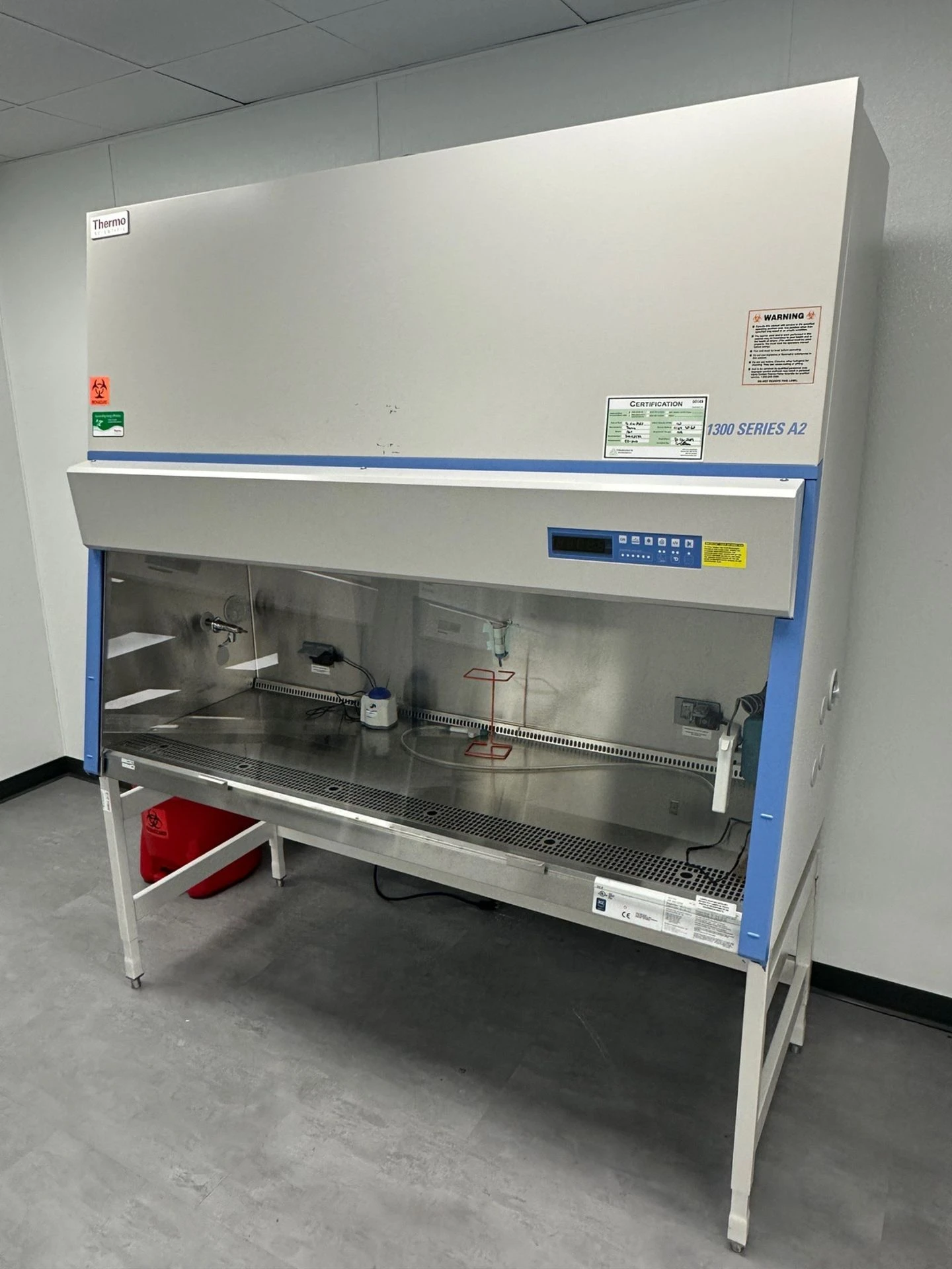 Thermo Scientific 1300 Series Class II, Type A2 Biological Safety Cabinet 2017 Model