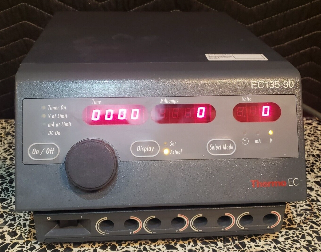 Thermo EC13590-115 Electrophoresis Power Supply in