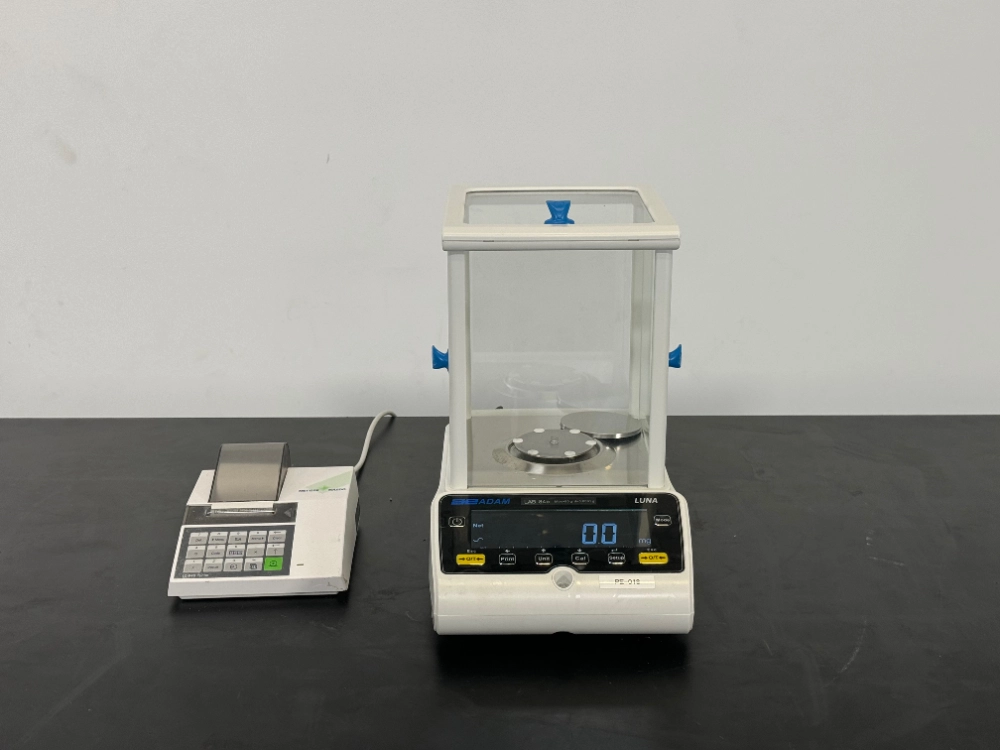 Adam Luna LAB 84e Analytical Balance