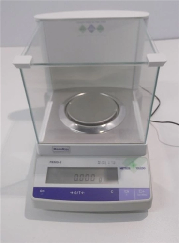 Mettler Toledo PB303-S Analytical Balance