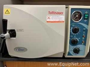 Lot 175 Listing# 1004598 Tuttnauer Brinkmann 2450M-B/L Autoclave