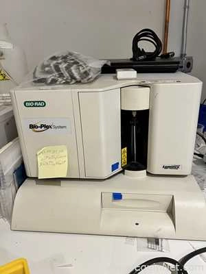 Lot 108 Listing# 1000349 Bio-Rad Bio-Plex System Luminex 100 Flow Cytometry Analyzer