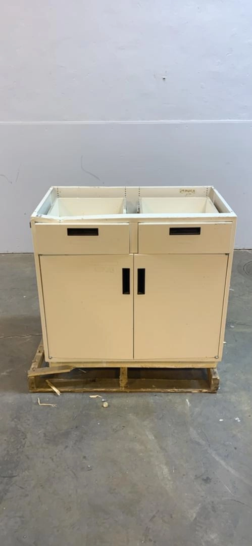 Used 36" Lab Crafters Recessed 2 Door 2 Drawer Casework S6LLST8861