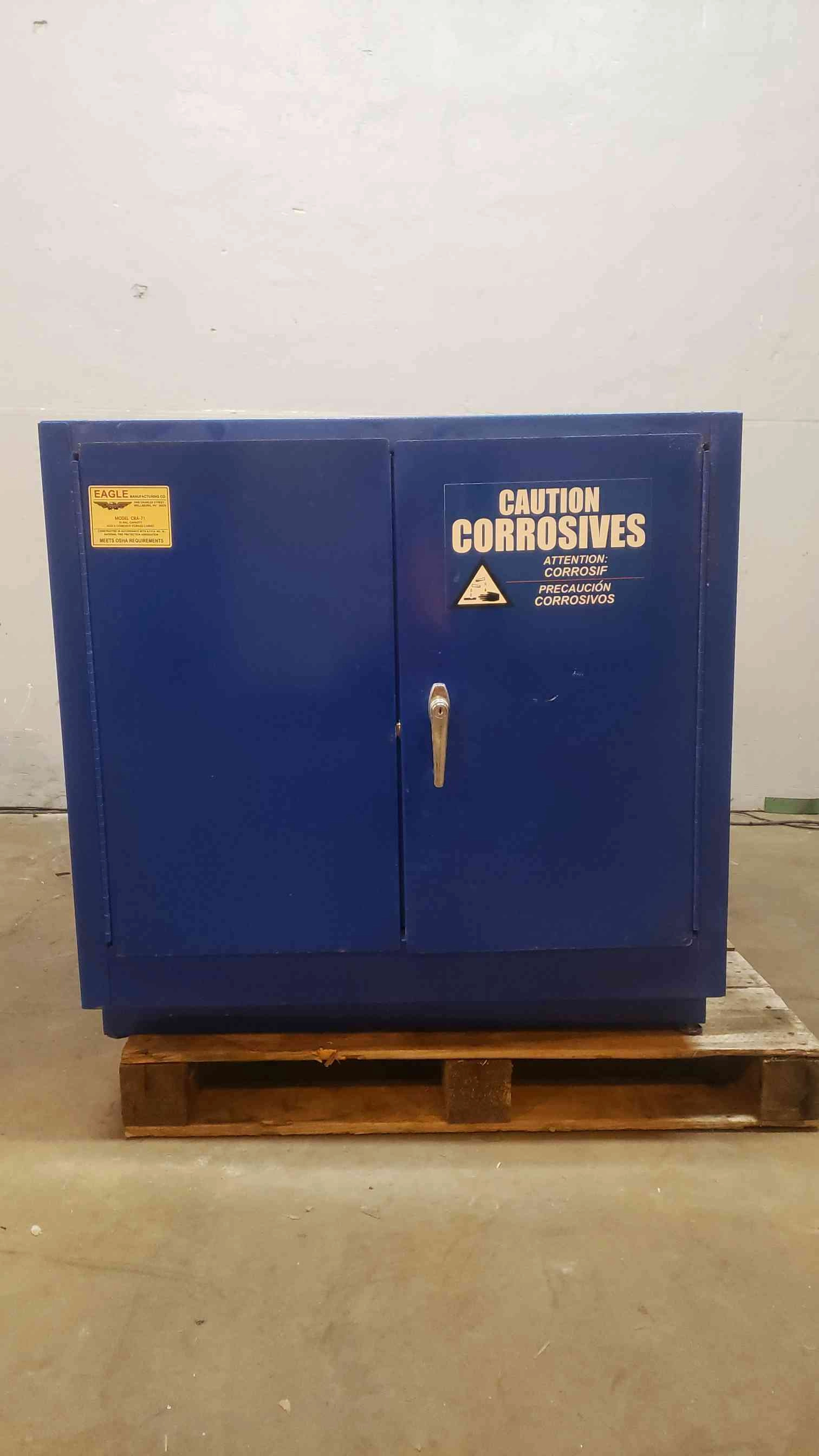 Used 35" Eagle Manufacturing 22 Gallon Acid Corrosive Storage Cabinet CRA-71 (SKU:14005AA)