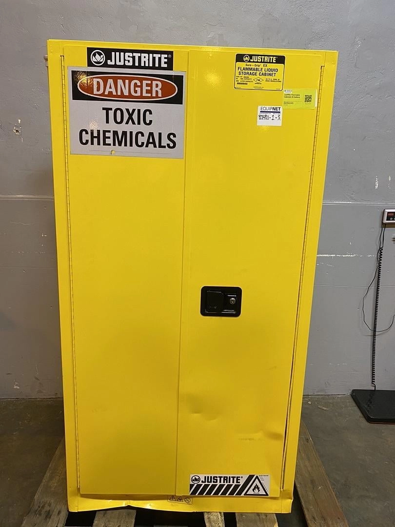 JustRite Flammable Cabinets 55 Gallons(S6LLST1075)