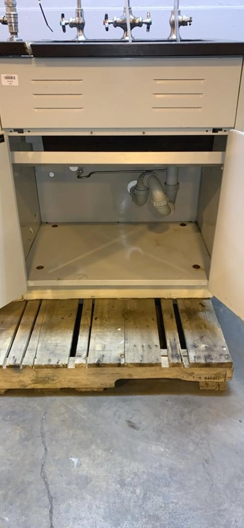 48" St Charles Sink Base W/ Lock(S6LLST8256)