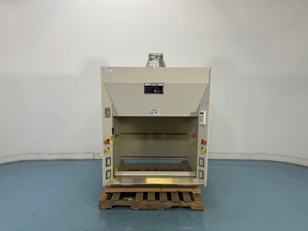 Kewaunee Scientific 4' Fume Hood