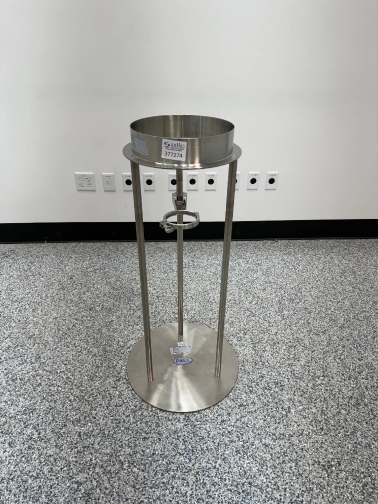 Pall Stainless Steel Column Holder