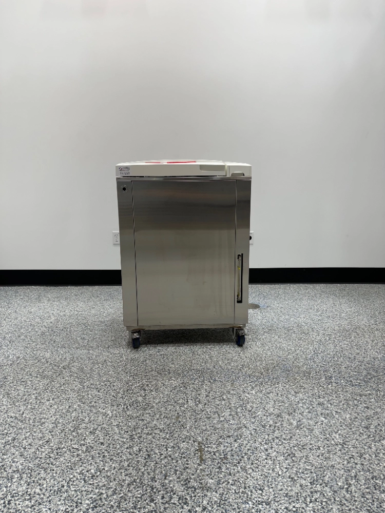 Tuttnauer 3870 Autoclave