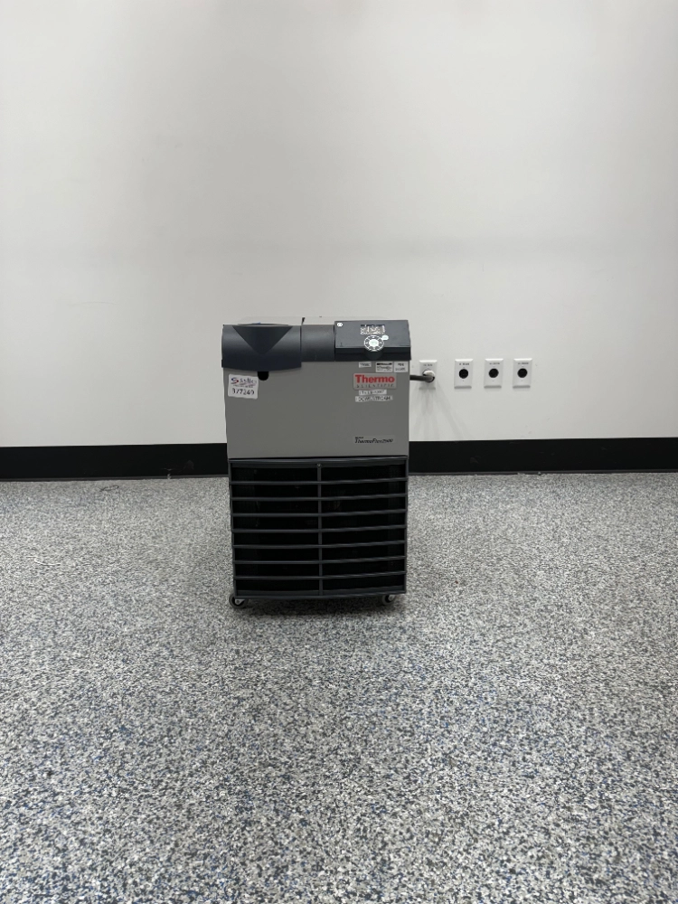 Thermo Neslab ThermoFlex2500 Chiller