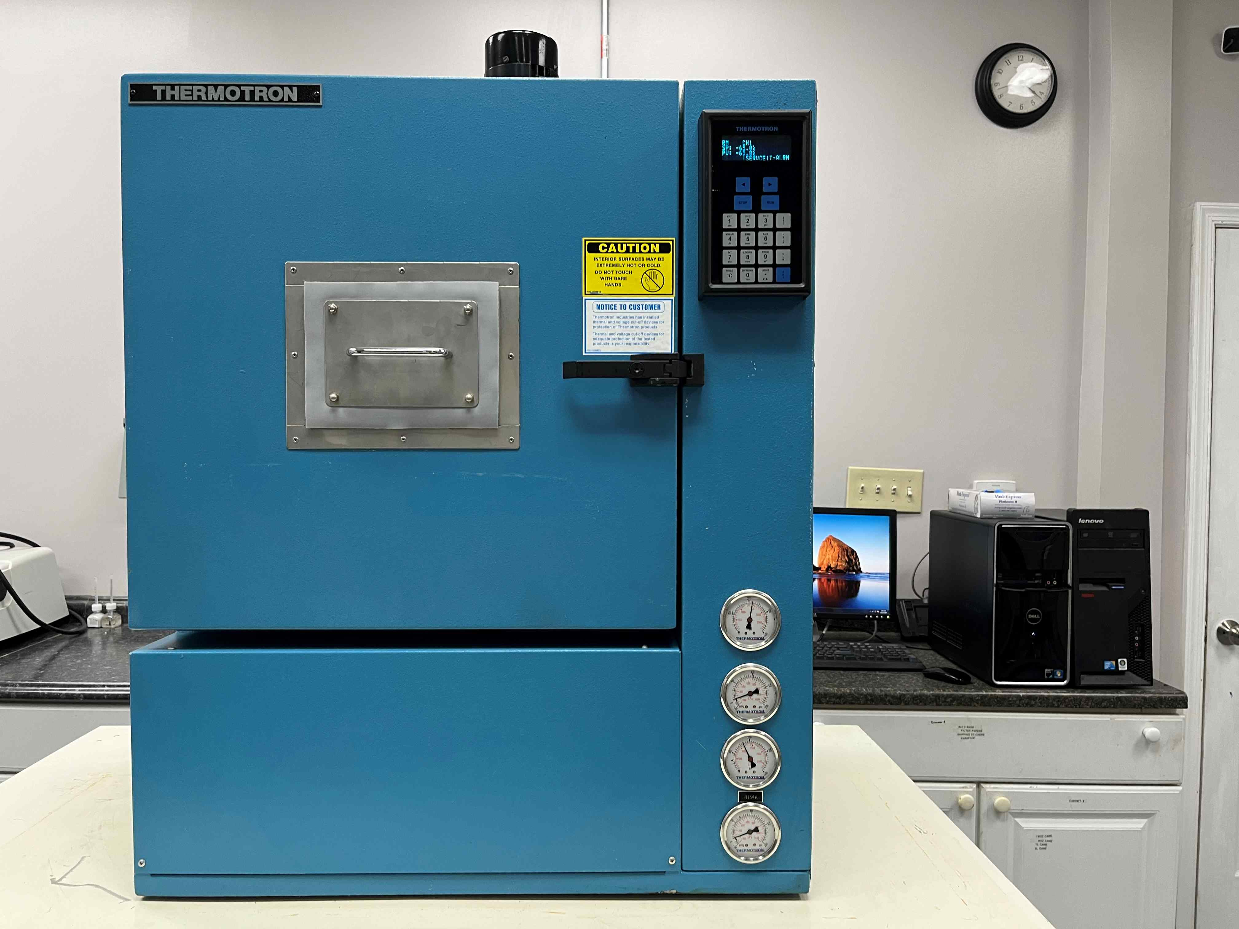 Environmental Chamber - Fully Working Thermotron S-1.2-3800 Benchtop Chamber (-65C to +170C) - Warranty