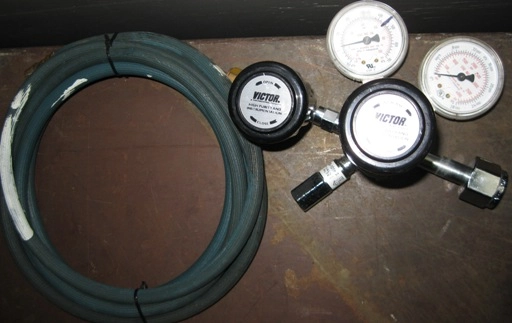 VICTOR HIGH PRESSURE AND INSTRUMENTATION NITROUS OXIDE REGULATOR WITH 131" HOSE, NO: 0707-0133, MODE