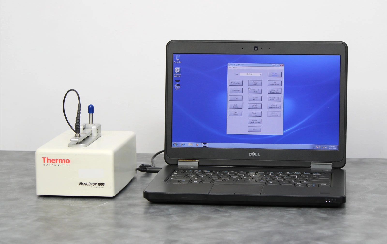 Thermo Scientific NanoDrop 1000 UV/Vis Spectrophotometer with Laptop &amp; Software