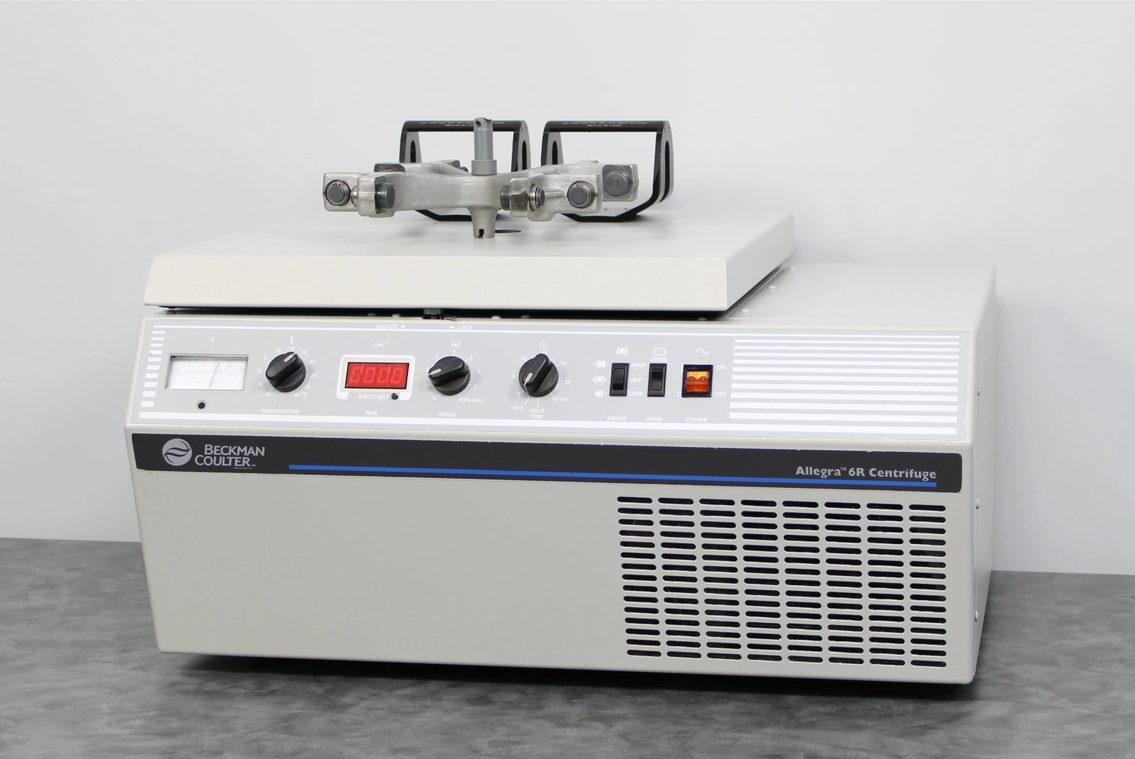 Beckman Coulter Allegra 6R Refrigerated Benchtop Centrifuge with GH-3.8 Rotor