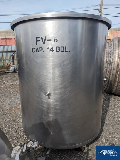 600 Gal Stainless Steel Tank