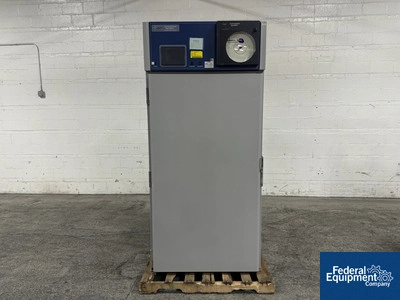 33.8 Cu Ft Environmental Specialties Environmental Chamber, Model ES2000 CS