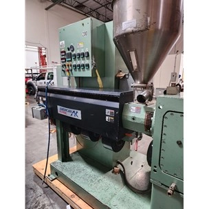 2.5 " American Kuhne Air Cooled Single Screw Extruder