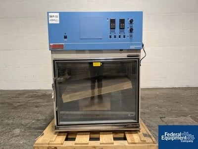 Thermo Scientific Forma Enviromental Chamber, Model 3911