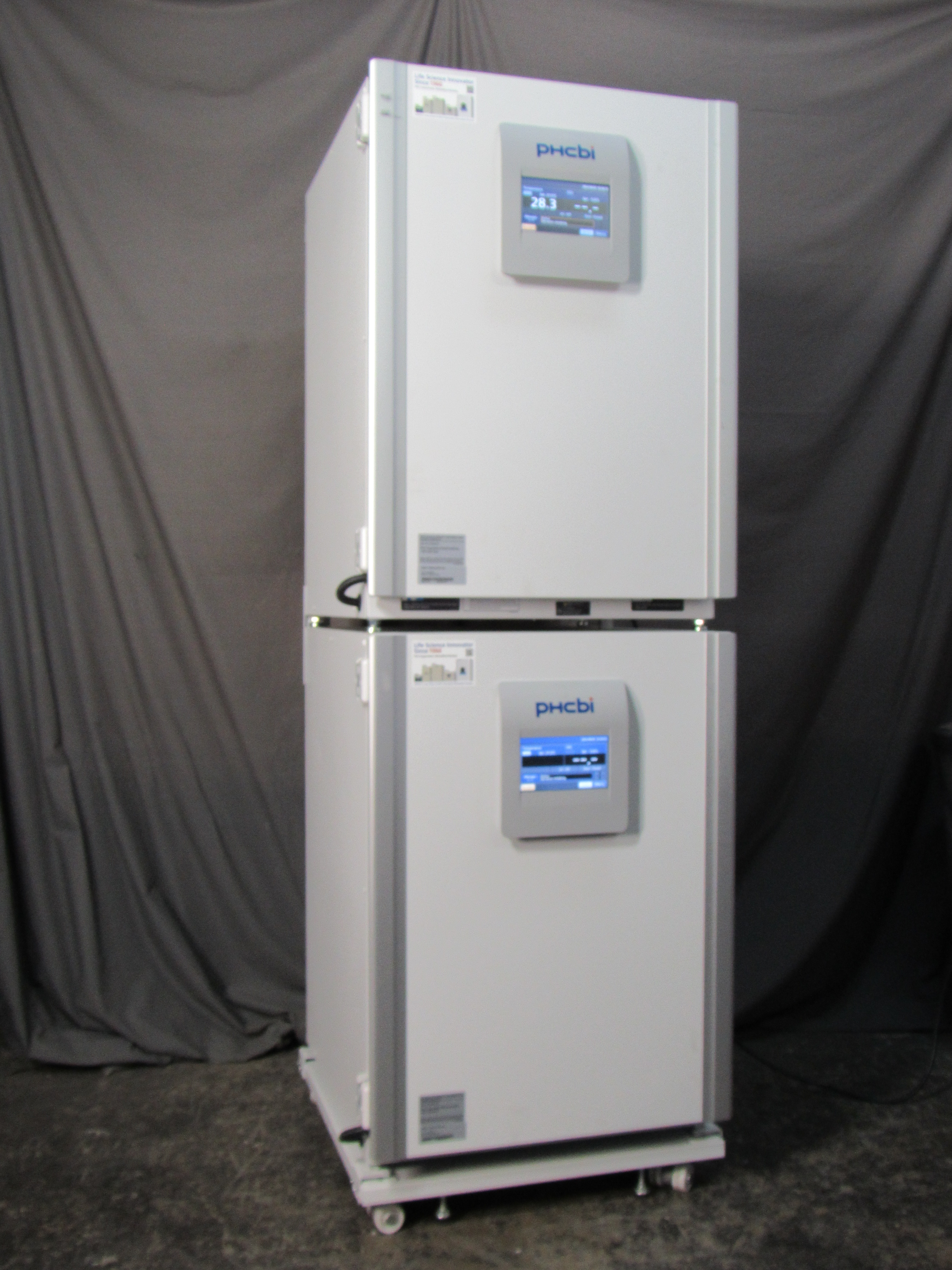 2020 Dual Stack PHCbi MCO-170AICUVHL UV & H2O2 CO2 Incubators; 120V #41207