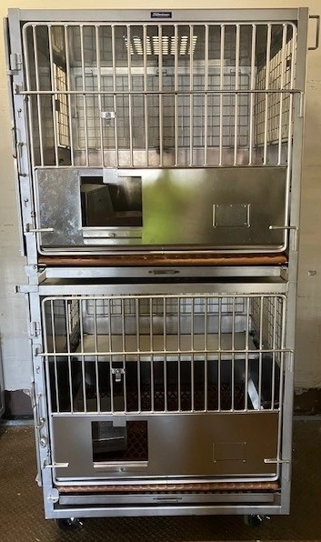 Allentown Tandem Canine Cage With Socialization