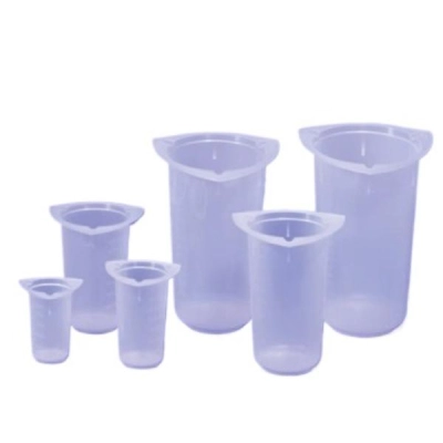 Qorpak 100ml Natural Tri-Cornered PP Graduated Beaker, 3 Pour Spouts and Molded 100/Cs AKM-3500-0012