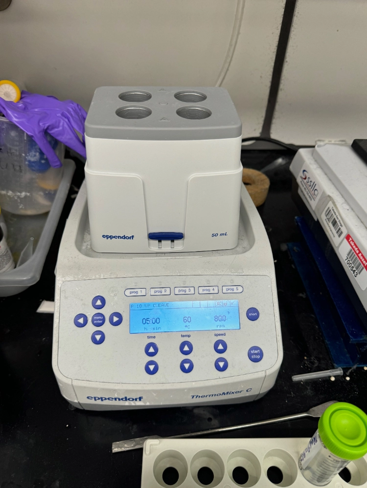 Eppendorf ThermoMixer C Tube Mixer