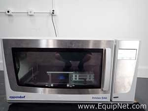 Eppendorf Innova S44i Incubator Shaker