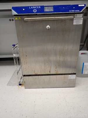 Lot 299 Listing# 960227 Lancer 815XL Ultima Glassware Washer