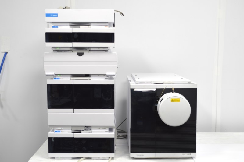 Agilent 1260 Infinity II LC System with InfinityLab LC MSD/XT G6135B Mass Selective Detector