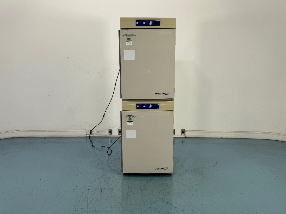 VWR Symphony Double Stack CO2 Incubator