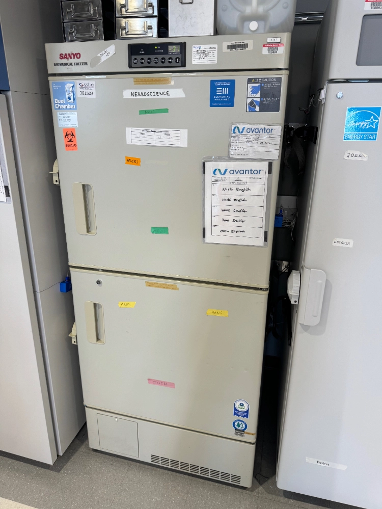 Sanyo -30C Biomedical Freezer | LabX.com Sanyo -30C Biomedical Freezer | LabX.com