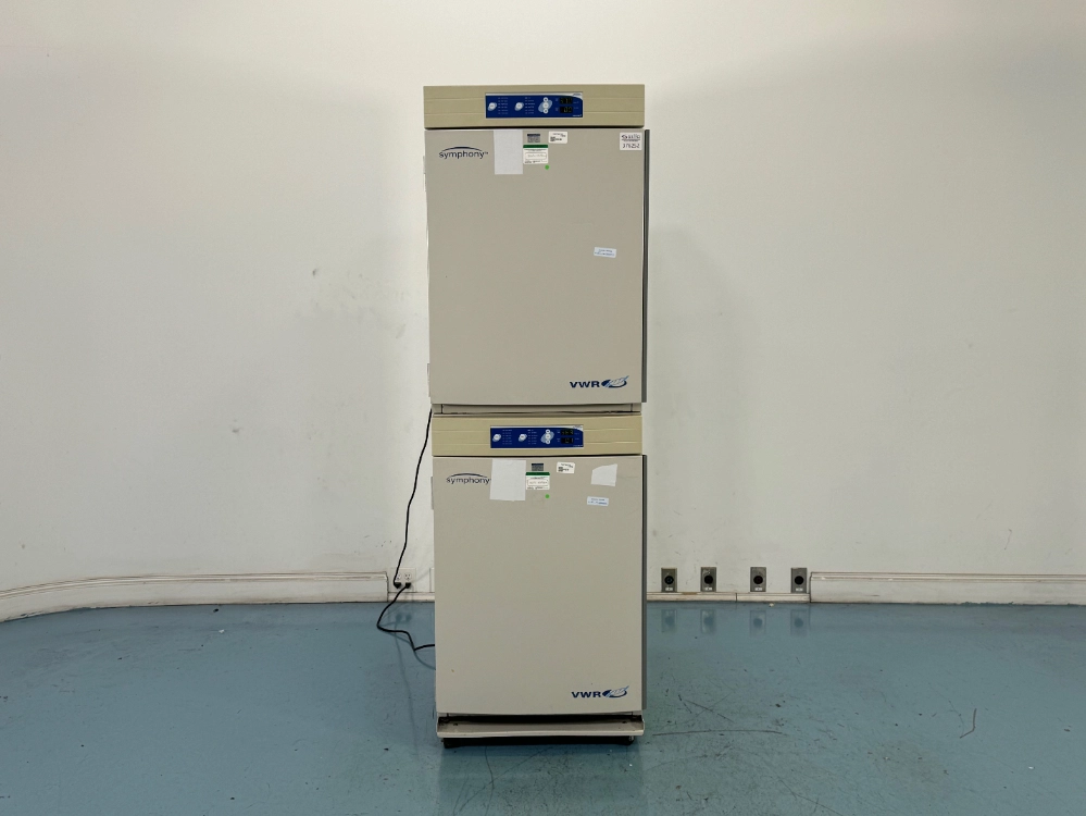 VWR Symphony Double Stack CO2 Incubator