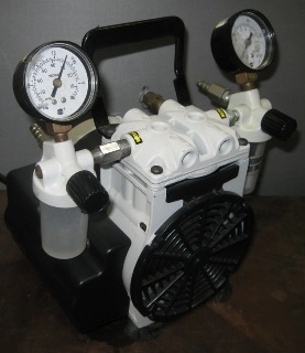 WELCH A GARDNER PRODUCT PISTON OIL FREE LABORATORY VACUUM PUMP MODEL: 2546B-01 1/4 HP, 276 IN MAX