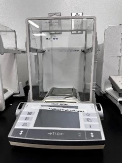 Mettler Toledo Analytical Balances