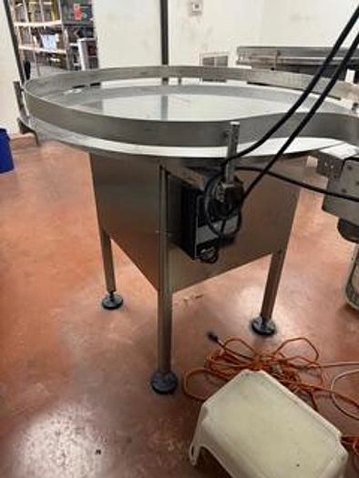 42'' Accumulating Table Variable Speed