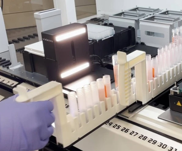 SciRobotics Load-and-Scan 2D Barcoded Tubes Rack2D