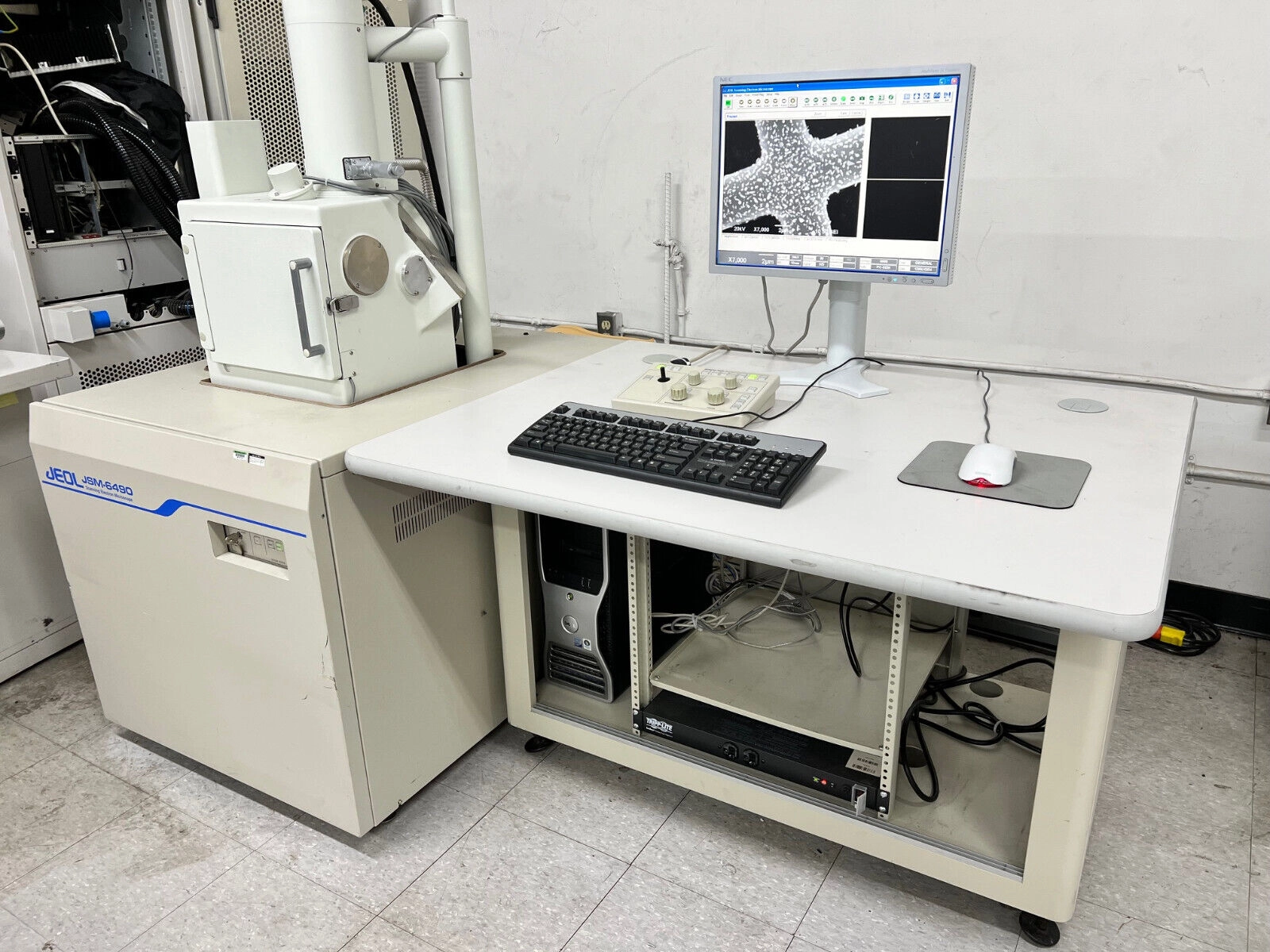 JEOL-6490 Scanning Electron Microscope (SEM)