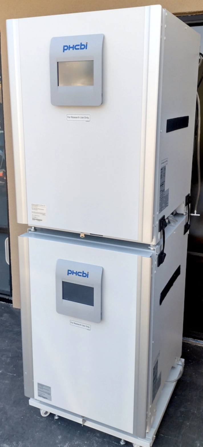 PHCbi Cell-IQ MCO-170AICUVHL-PA Dual-Chamber Air-Jacketed CO2 Incubators