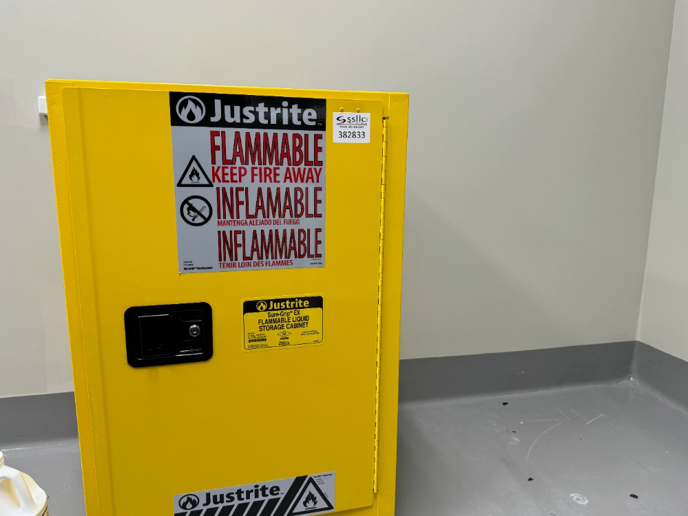 Justrite 12 Gallon Flammable Liquid Storage Cabinet