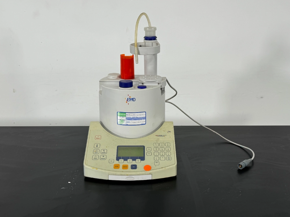 Mettler Toledo Aquastar AQV33 Laboratory Titrator