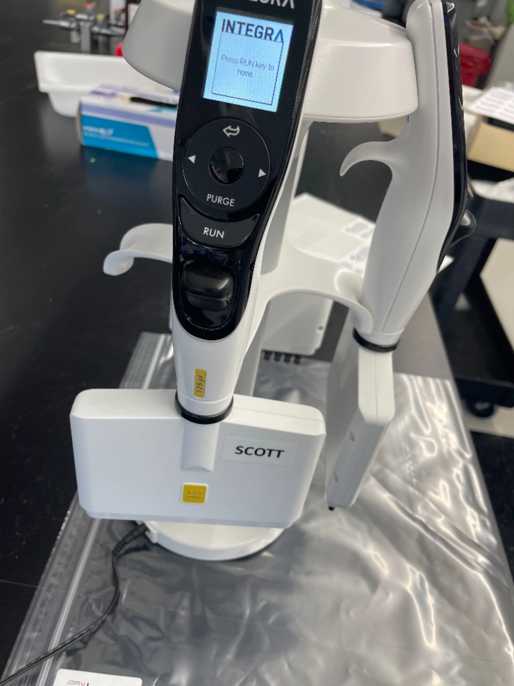 Integra Electronic Multichannel Pipettes - Quantity 3 | LabX.com