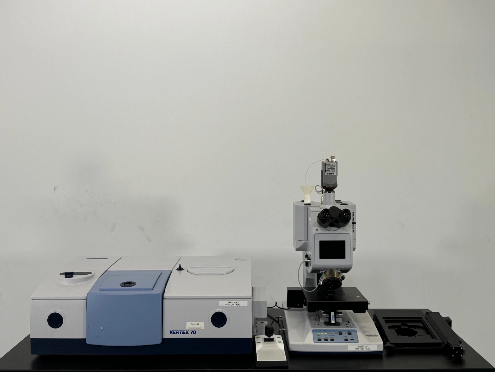 Bruker Hyperion FT-IR and QCL Microscope w/ Vertex 70 FT-IR Spectrophotometer