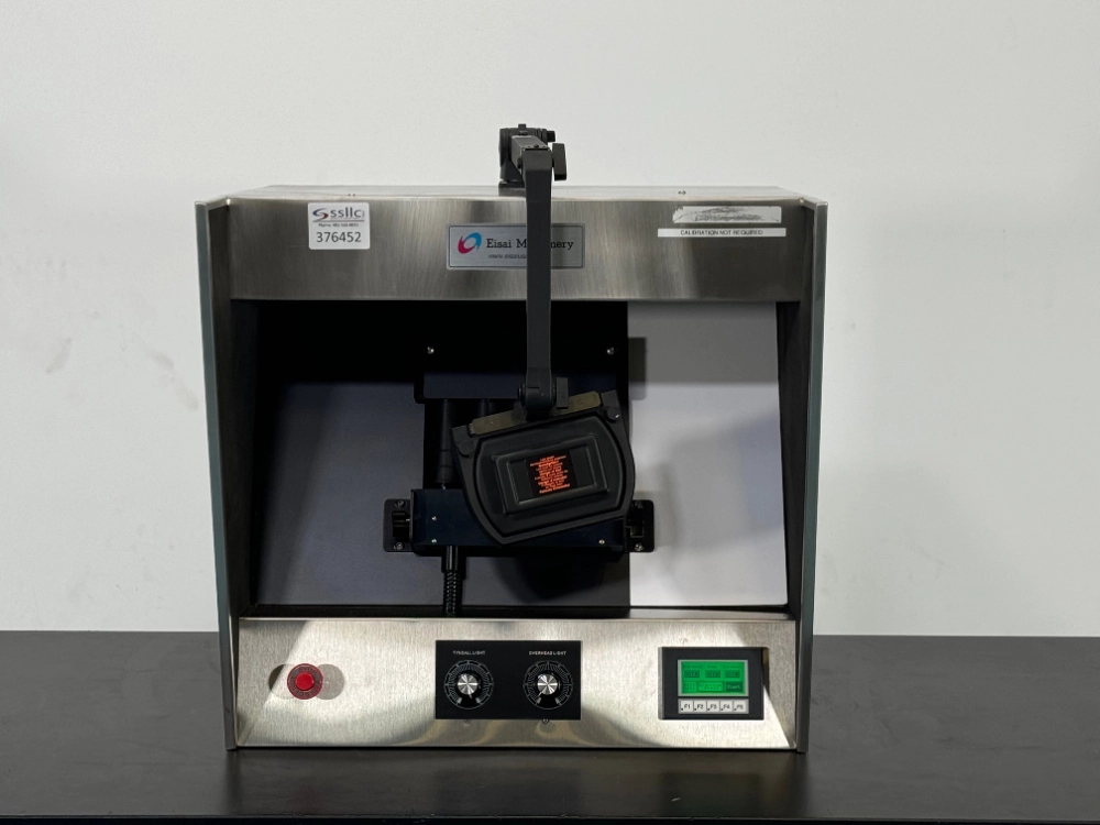 Eisai Machinery Manual Vial Inspection Booth