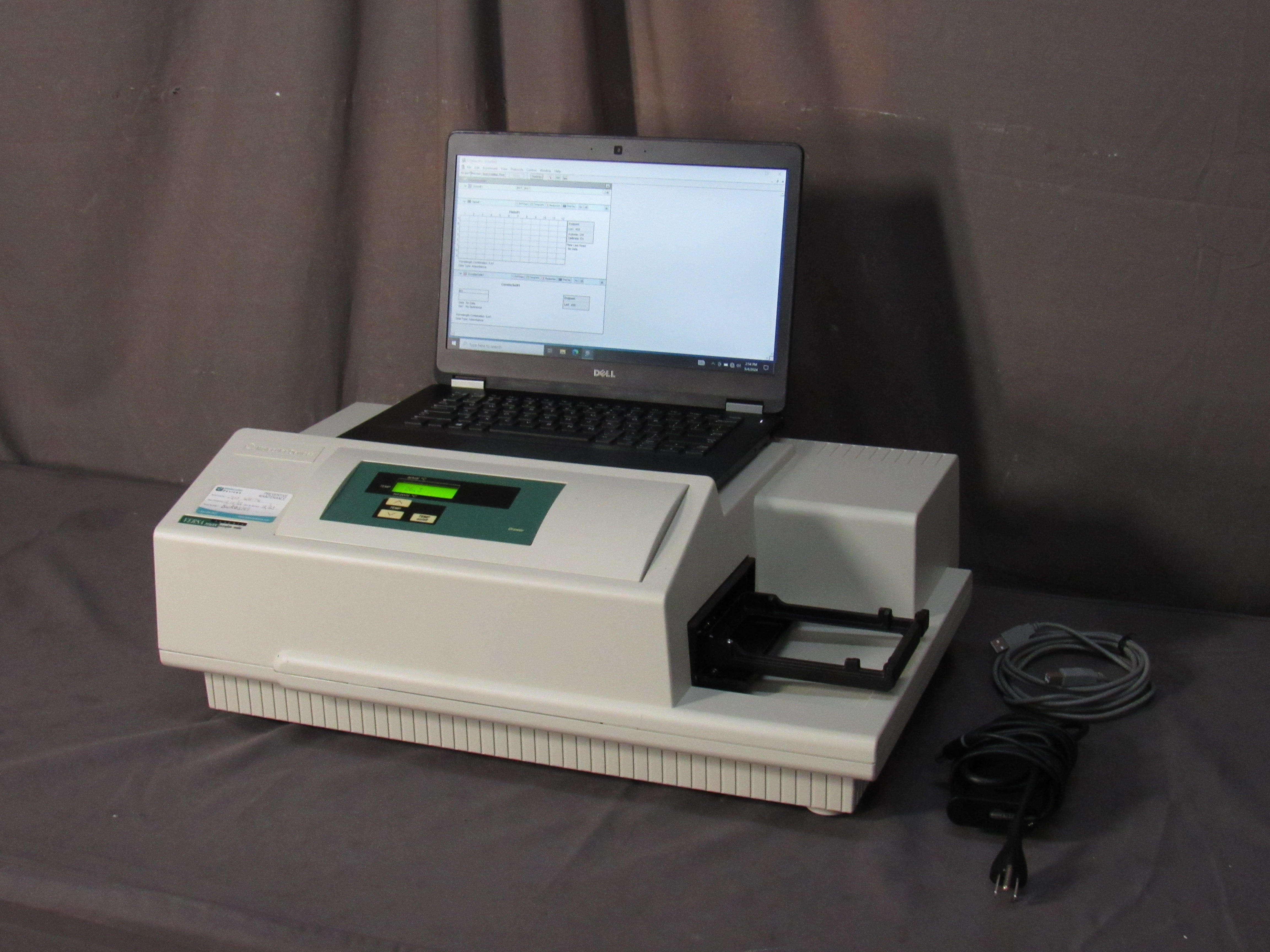 Molecular Devices VersaMax Tunable Microplate Reader with PC; WARRANTY