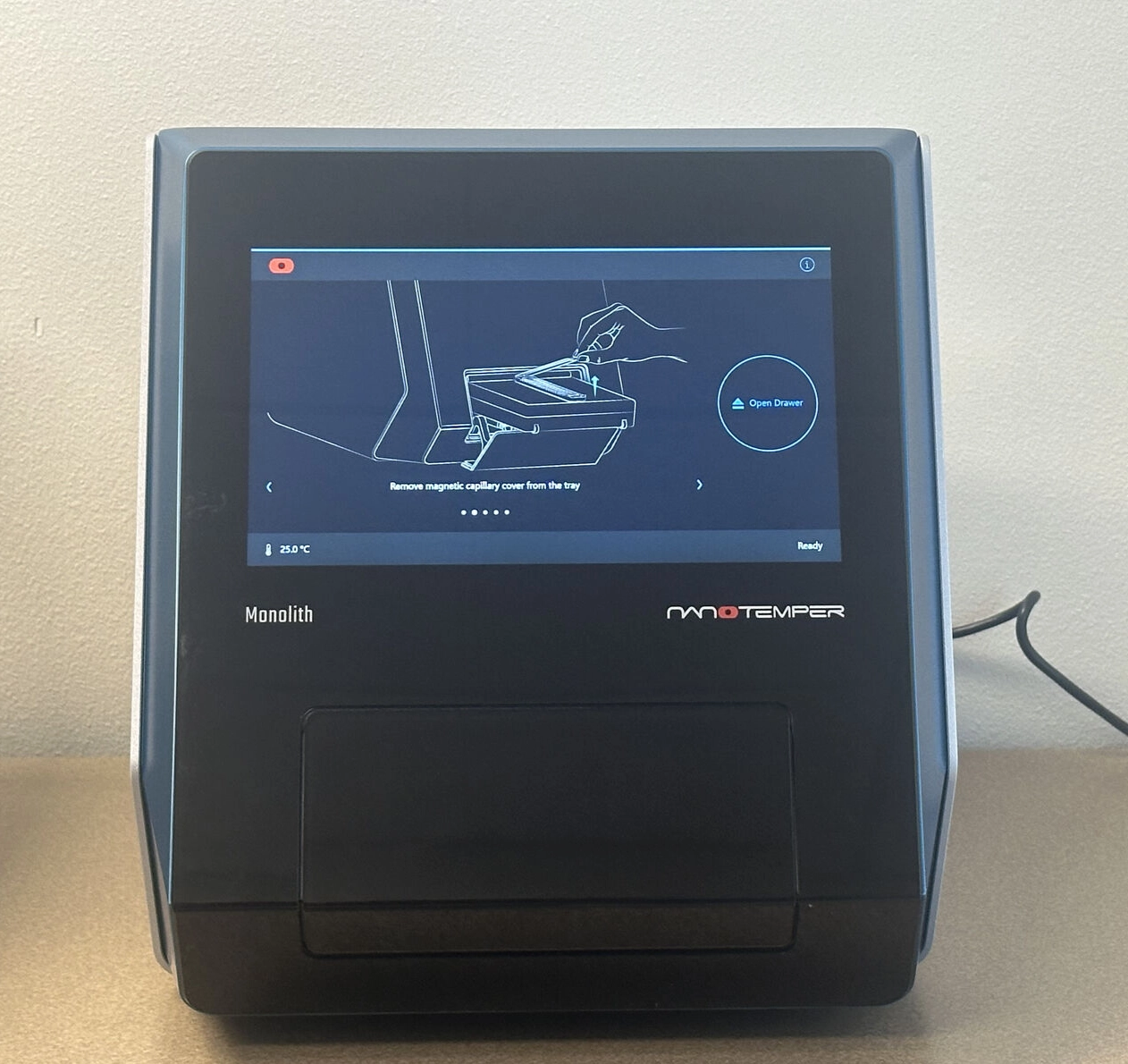 NanoTemper Monolith MST measuring | Binding Affini