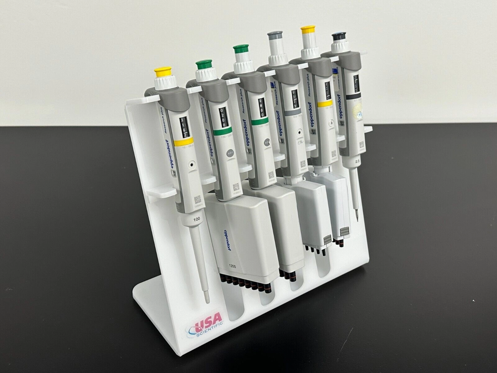 6 piece Eppendorf Research Plus pipettes single an