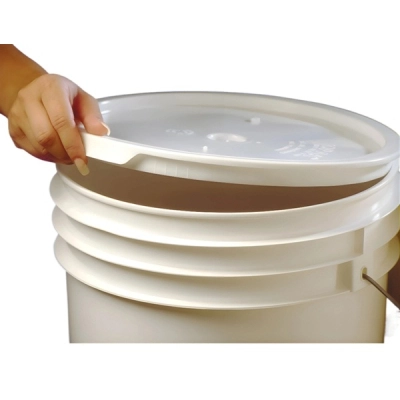 Qorpak White HDPE Lid for 2 Gallon Pails, 220/Cs PLA-03294